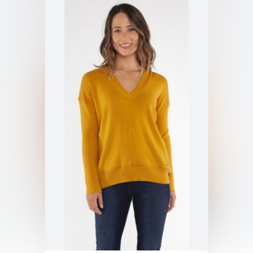 Carve Designs Aurora Sweater, M